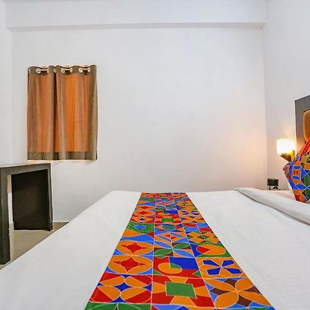 Fabhotel The Prasiddh アーグラ エクステリア 写真
