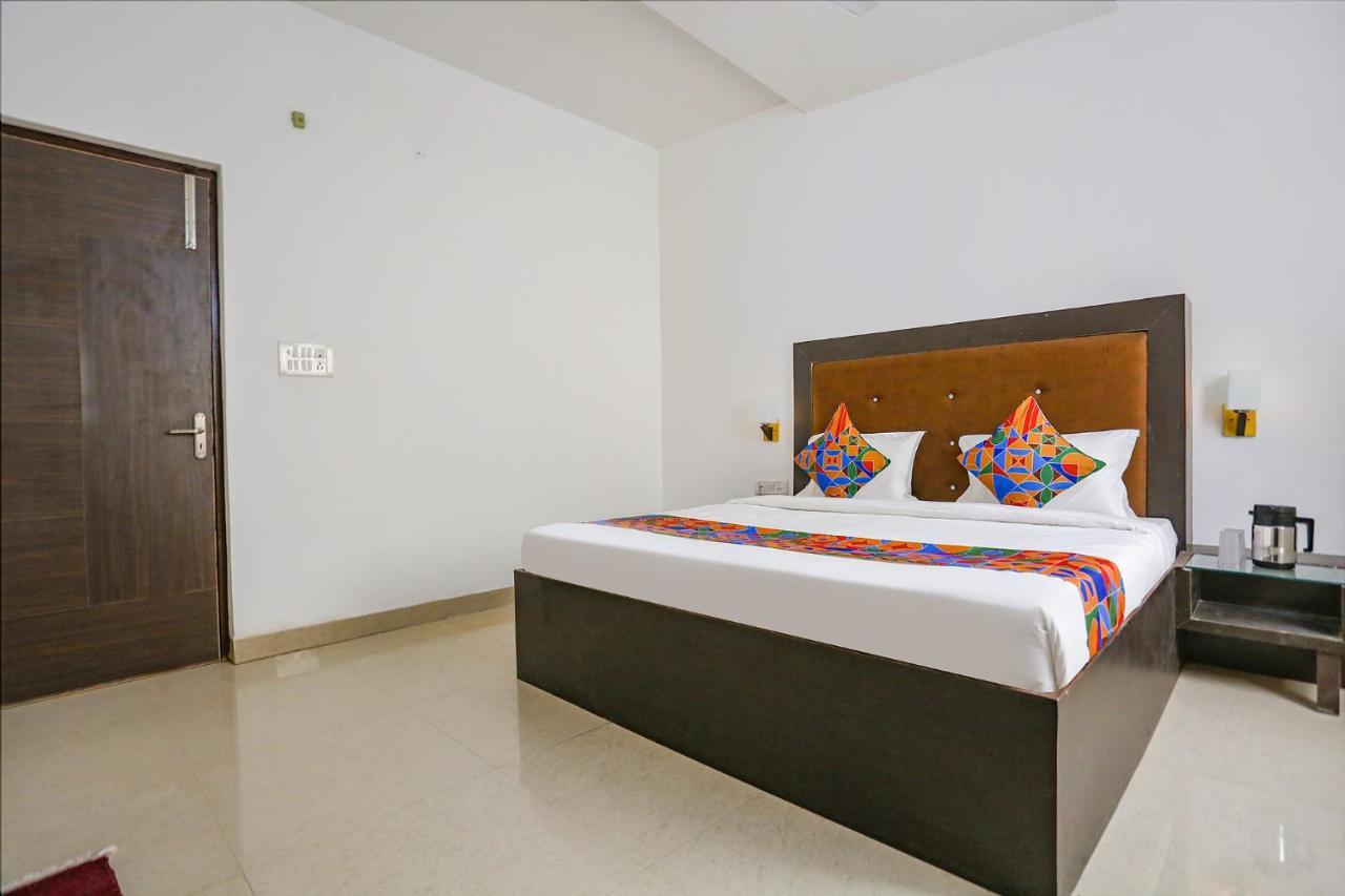 Fabhotel The Prasiddh アーグラ エクステリア 写真
